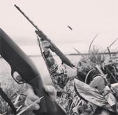 For premier Texas Duck Hunting, contact Avian Skies!